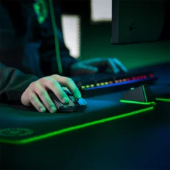 Razer Wireless Viper Ultimate Hyperspeed RGB Lightest Gaming Mouse Optical Sensor 20000DPI 8 Programmable Button for Computer 4
