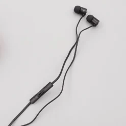 OnePlus Bullets Earphones – Type-C In-Ear Headphones with Mic & Bass Black 2