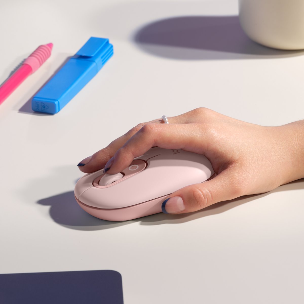 Logitech POP Wireless Mouse Rose SmartWheel scrolling in use