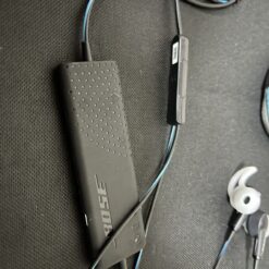 Bose QuietComfort 20 noise cancelling control module and inline remote – actual stock photo